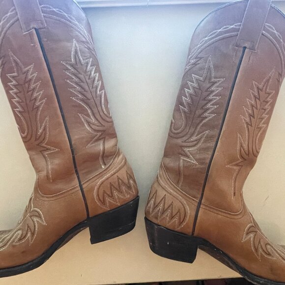 Old Corral Cowboy Boots - Picture 3 of 3